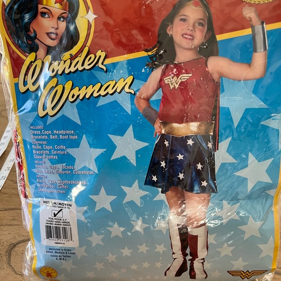 Wonder woman Halloween costume - Picture 4 of 4